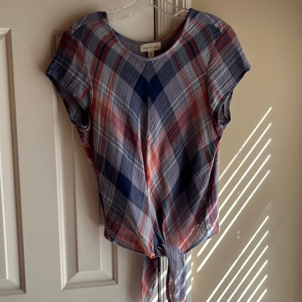 Cloth and stone ( purchased at Anthropologie) tie fromt shirt. Size medium